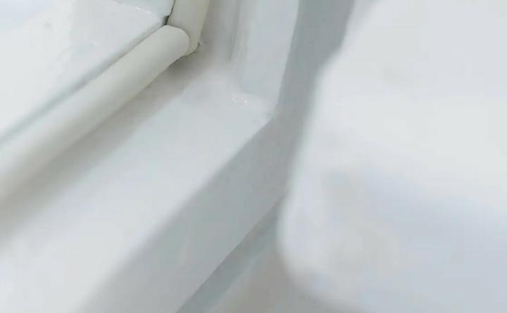 Produktbild tesa tesamoll CLASSIC P-Profil Fensterdichtung, Gummidichtung zum Isolieren