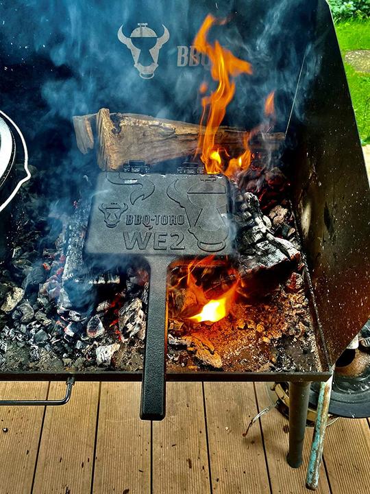 Actual product image BBQ-Toro Cast iron waffle iron
