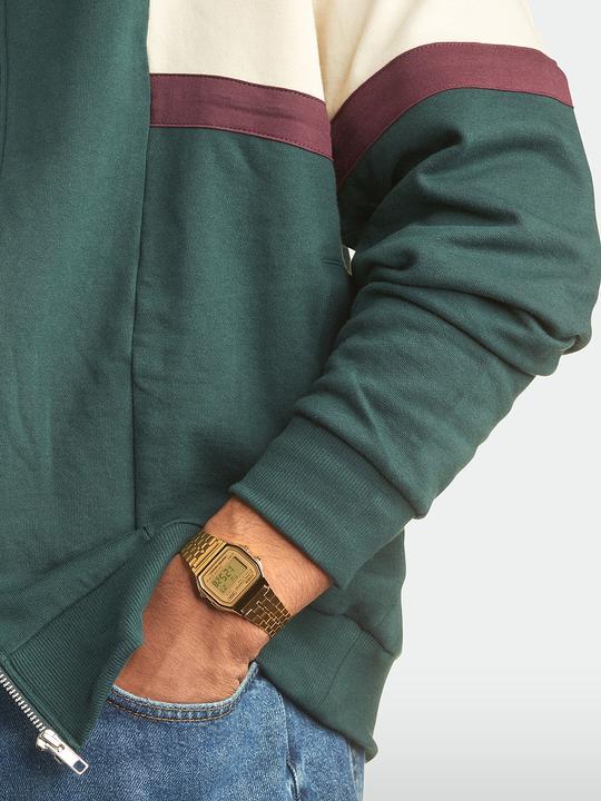 Actual product image Casio Retro Vintage - A158WETG-9AEF (Digital watch, 34 mm)
