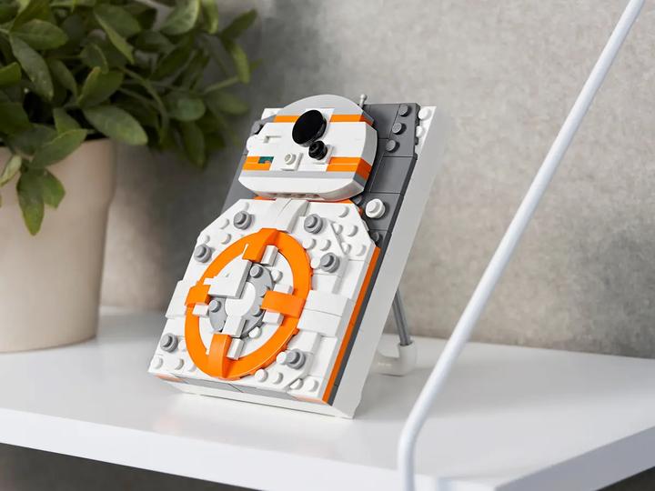 Produktbild LEGO Brick Sketches - BB-8 (40431)