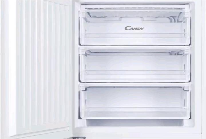 Actual product image Candy CUS68EW Static upright freezer 3 drawers (Installation, 95 l)
