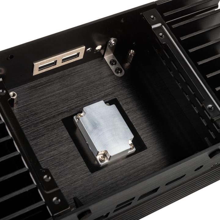 Immagine prodotto Akasa Turing Fanless (UCFF)