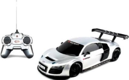 Actual product image Rastar car model RC 1:24 Audi R8 LMS, 46800