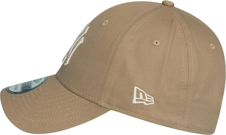 Actual product image New Era 9Forty Strapback Cap - New York Yankees khaki stone