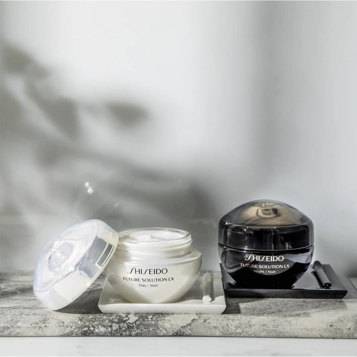 Actual product image Shiseido Future Solution Total Protective Cream SPF20 (50 ml, Day cream, SPF 20)