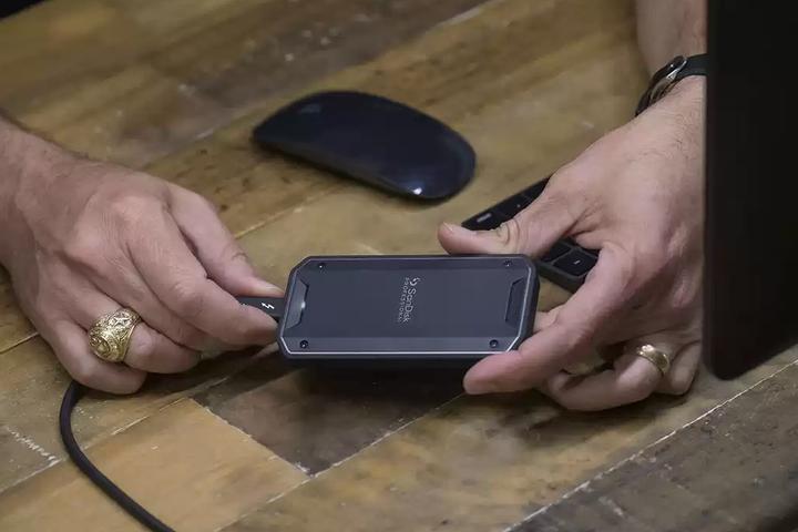 Immagine prodotto SanDisk PRO-G40 (2000 GB)