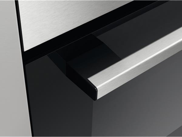 Actual product image Zanussi ZOFNC2X2