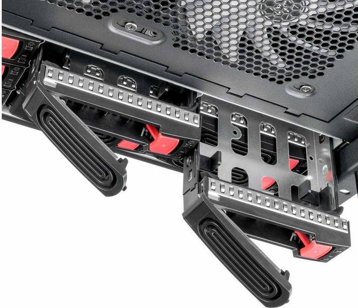 Actual product image Silverstone RM61-312 (E-ATX, SSI EEB)