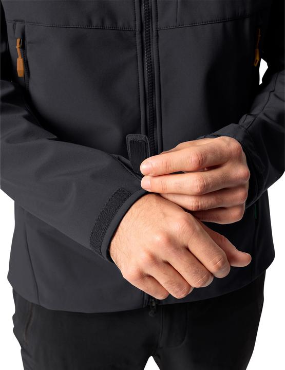 Actual product image Vaude Men's Roccia Softshell Jacket II (M)
