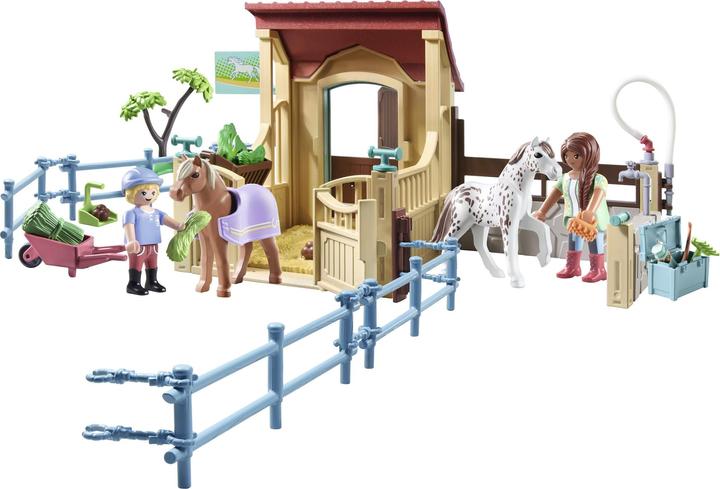 Image du produit Playmobil Écurie (71494, Playmobil Chevaux de la cascade)