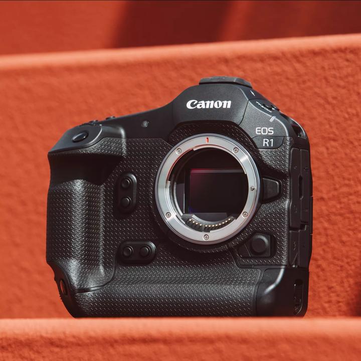 Image du produit Canon EOS R1 (24.20 Mpx)