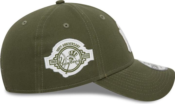 Actual product image New Era 9Forty Strapback Cap - Sidepatch New York Yankees (One size)