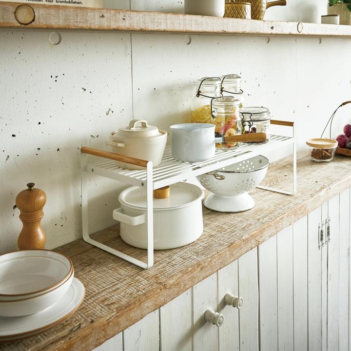 Image du produit Yamazaki Étagère de cuisine avec poignées en bois TOSCA