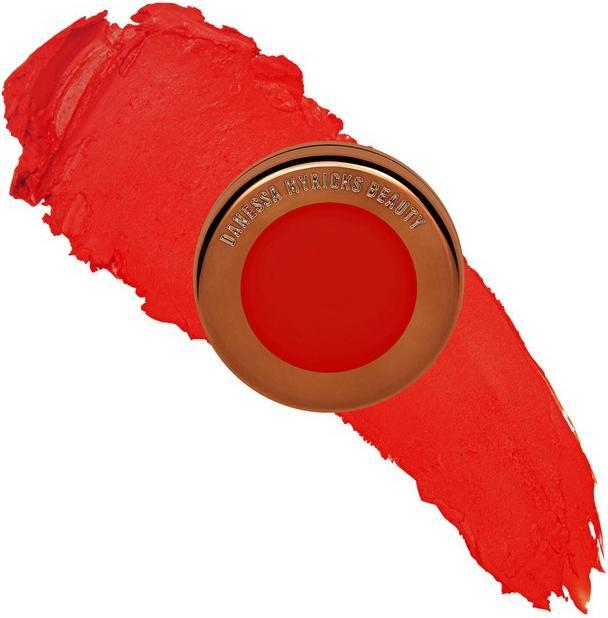 Danessa Myricks Yummy Skin - Blurring Balm Powder Flushed Red Velvet (Bordeaux)