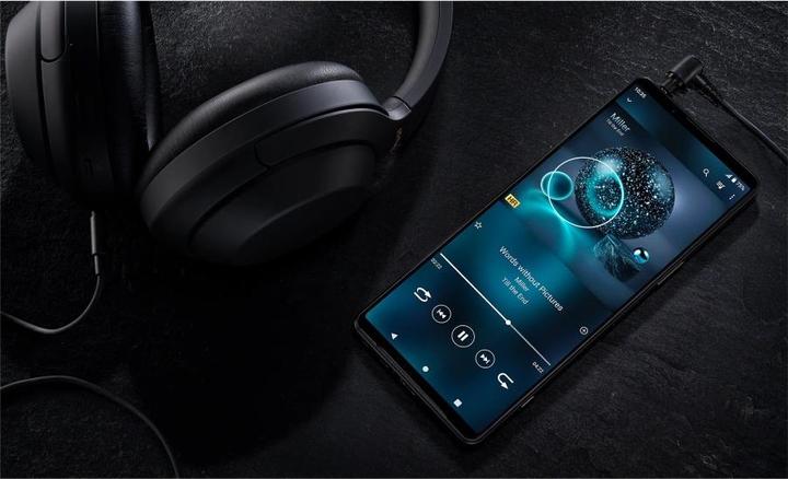 Productafbeelding Sony Xperia 1 V (256 GB, Black, 6.50", Hybride dubbele SIM, 48 Mpx, 5G)
