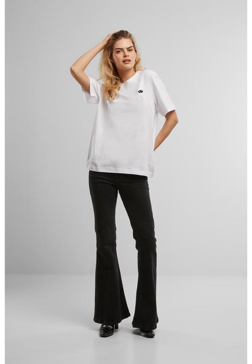 Actual product image Miss Tee Love In The Air EMB Tee - 191369 (L)
