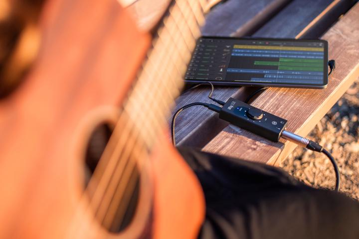 Produktbild IK Multimedia iRig USB - Universelles Gitarren-Interface (USB)
