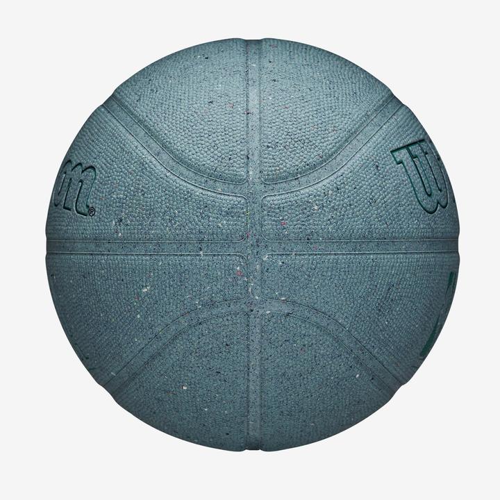 Actual product image Wilson NBA DRV Pro