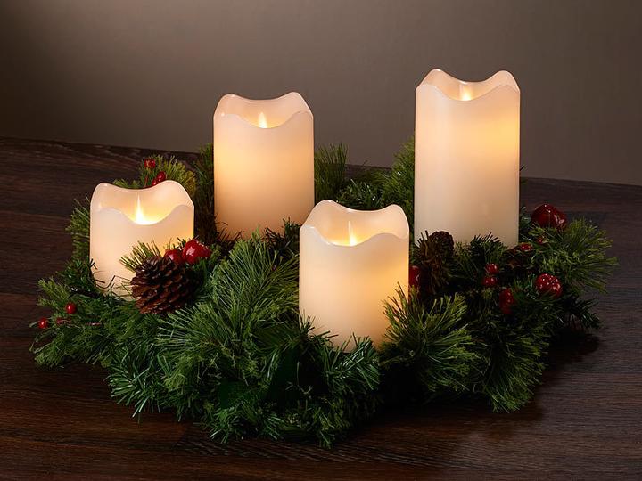 Produktbild Britesta Adventskranz, silbern, 4 weisse LED-Kerzen mit bewegter Flamme (10, 15 cm)