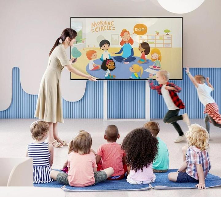 Immagine prodotto Techly EFB Supporto TV motorizzato 139,7cm 55inch - 254cm 100inch regolabile in altezza con telecomando (100", 120 kg)