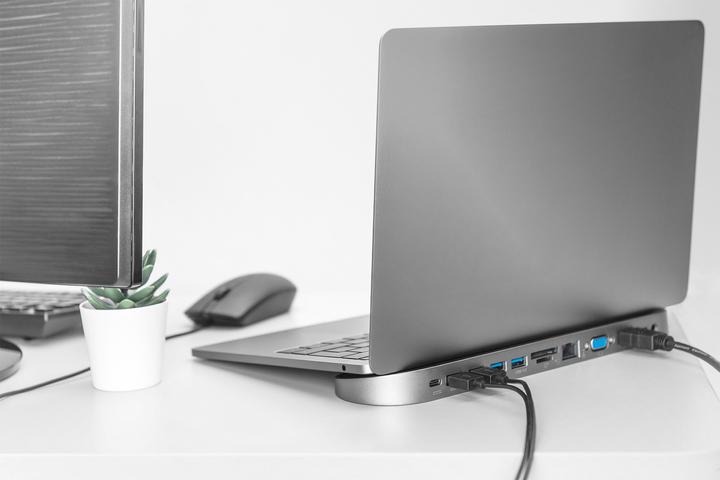 Actual product image Digitus DA-70888 (Docking port (proprietary), 12 Ports)