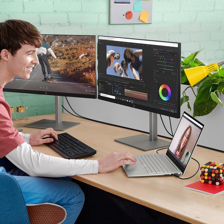 Produktbild HP ENVY 17-ch0076ng - Core i7 1165G7 / 2.8 GHz - Win 10 Home 64-Bit - 16 GB RAM - 5 (17.30", Intel Core i7-1165G7, 16 GB, 512 GB, DE)