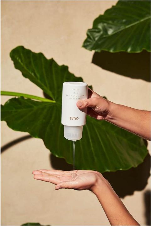 Actual product image Ouai Body Cleanser - St Barts (300 ml)