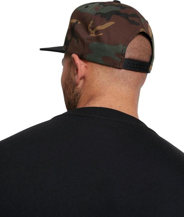 Actual product image Yupoong Unisex Adult Classic Camo Snapback Cap (One size)