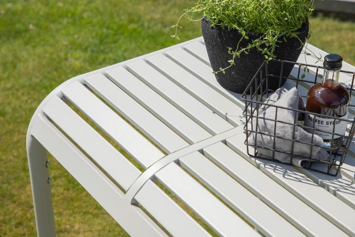Actual product image Venture Home Garden Table Borneo (70 cm)