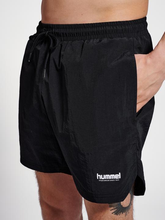 Actual product image hummel Hmllgc Travis Woven Shorts (XS)