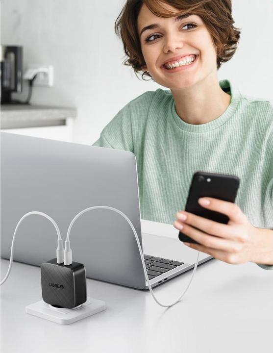Actual product image Ugreen Wall charger CD216 2xUSB-C 66W PD (66 W)