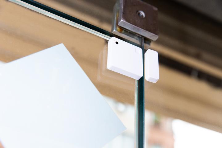 Actual product image Shelly BLU Door/Window White