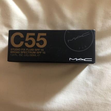Actual product image MAC Cosmetics Studio Fix Fluid SPF 15 (No. C55)