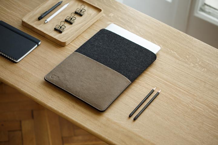 Immagine prodotto Oakywood Custodia per MacBook in feltro - Custodia per MacBook in feltro di lana merino - antracite / MacBook (14", Apple)
