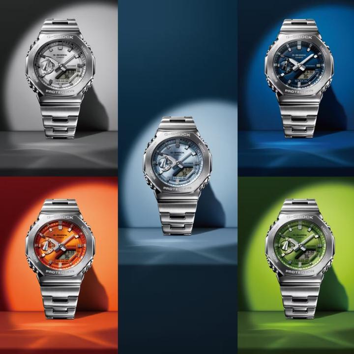 Actual product image G-Shock GM-2110D-7A (Chronograph, 44 mm)
