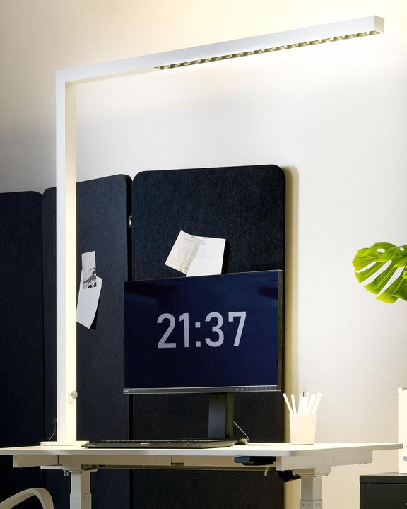 Immagine prodotto Beliani Lampada da scrivania LED in metallo bianco fissabile VOLANS (11200 lm)