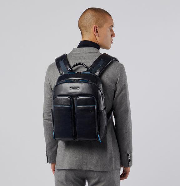Produktbild Piquadro Blue Square - Laptoprucksack mit iPad®-Fach, RFID-Blocker (16 l)