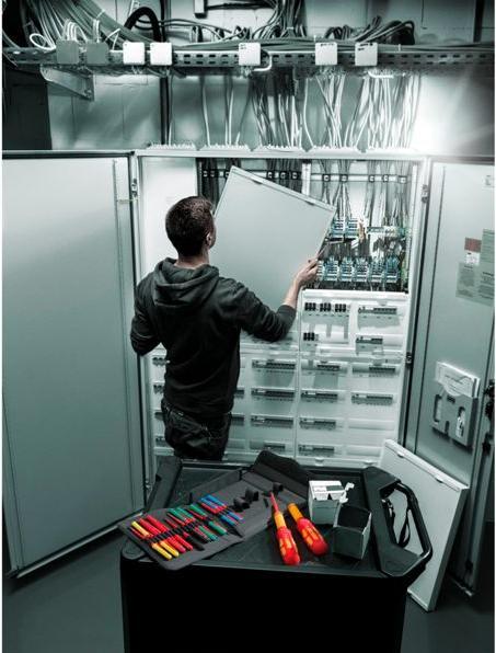 Image du produit Wera Kraftform Kompakt VDE Safe- Torque Speed Schaltschrank-Set 1