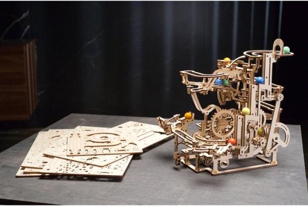 Produktbild Ugears Murmel mit Stufenwinde