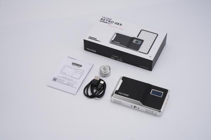 Actual product image Viltrox Retro 08X RGB Pocket LED Light (Video light)