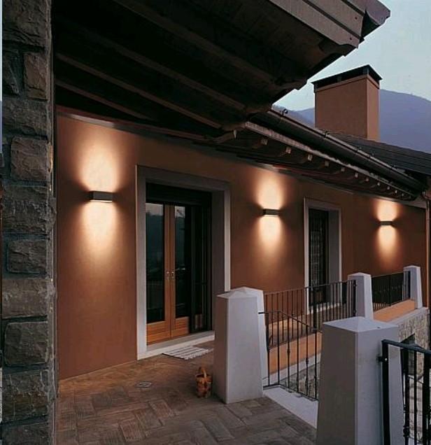 Actual product image Spittler PRISMA LED wall lamp, aluminium, anthracite, 10 x 10 x 10 cm (827 lm)