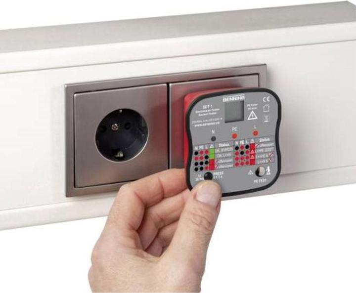 Image du produit Benning Testeur de prises (CAT III 300V)