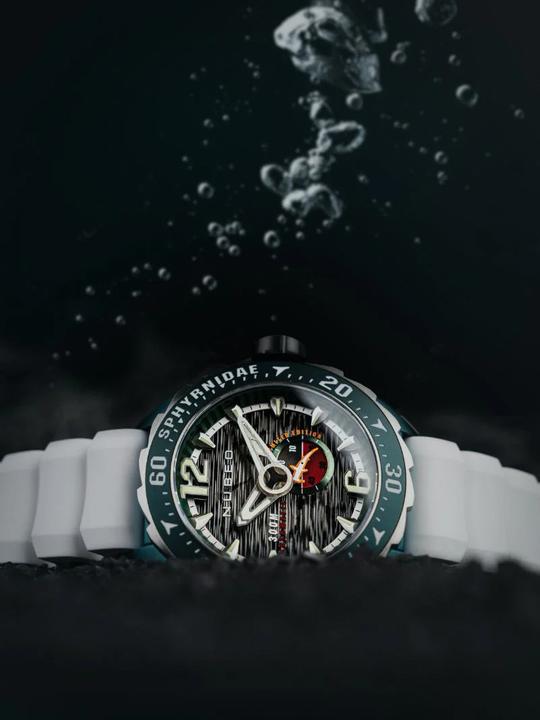 Actual product image Nubeo NB-6092-02 Sphyrnidae Limited (Diving watch)