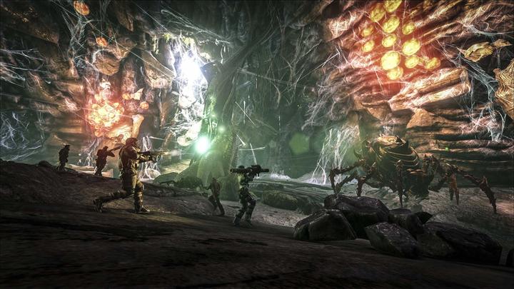 Immagine prodotto Snail Games USA ARK: Survival Evolved (PS4, EN)