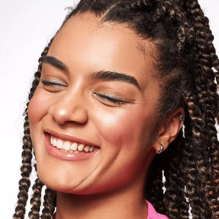Immagine prodotto essence Evidenziatore liquido BABY GOT GLOW (10 Seta e sontuosità, Highlighter)