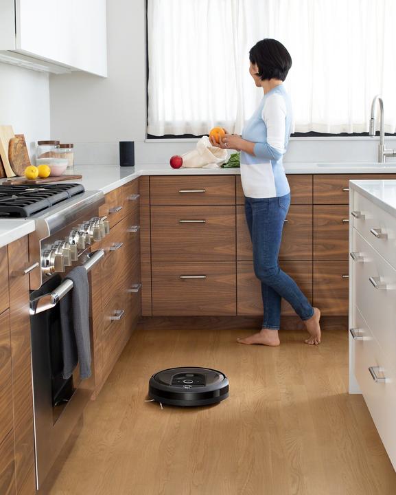 Produktbild iRobot Roomba i7+ Schwarz (Saugroboter)
