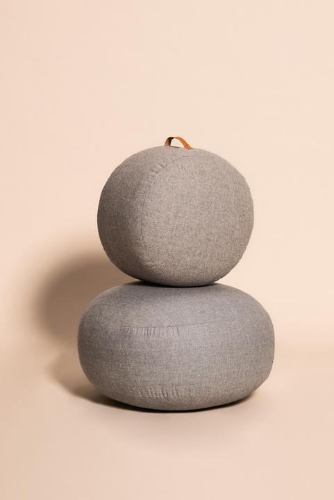 Produktbild Hübsch Pouf mit Lederhenkel