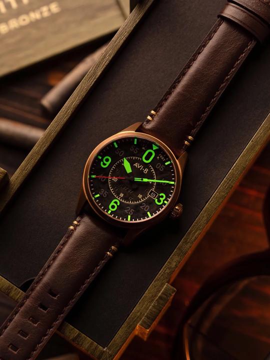 Actual product image AVI-8 AV-4090-06 (Pilot watch)