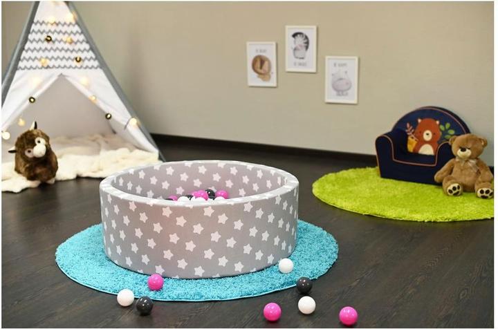 Produktbild Knorrtoys Bällebad soft - "Grey white stars" - 300 balls creme/grey/rose (ca. 6cm Durchmesser)