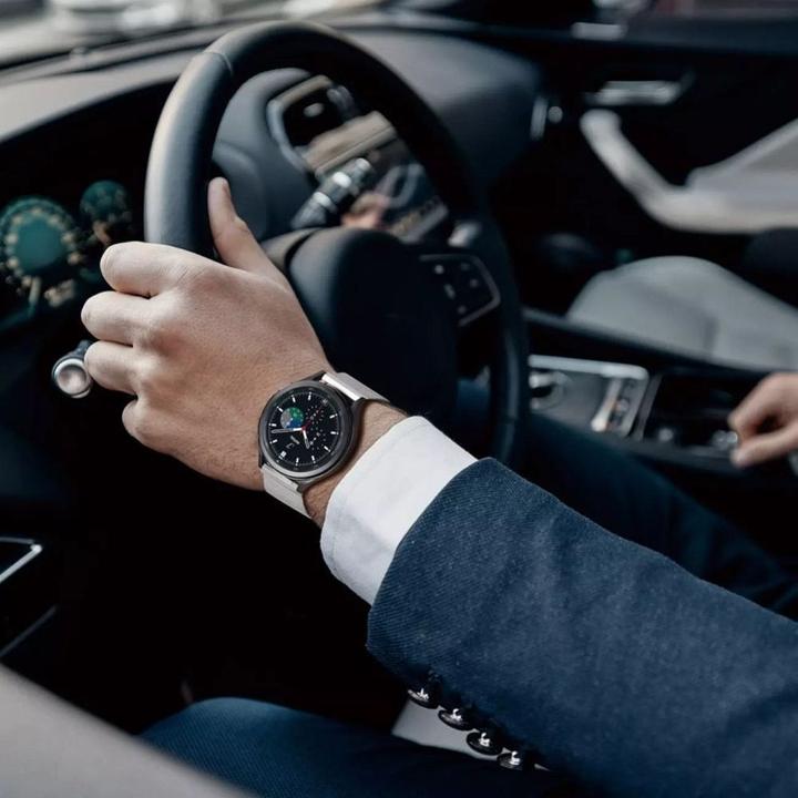 Produktbild Dux Ducis Milanese Series (41 mm, 42 mm, 20 mm, Edelstahl, Galaxy Watch, Galaxy Watch Active, Galaxy Watch Active 2, Gear S2, Galaxy Watch 3, Gear Sport)